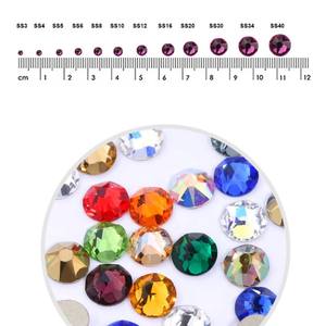 Vente en gros de strass en cristal de verre 3D dorés et argentés de 5 mm, 12 facettes, thermocollants, à coudre, accessoires de bricolage <span class=keywords><strong>pour</strong></span> <span class=keywords><strong>chaussures</strong></span> - Product Image 4