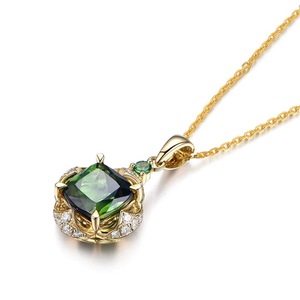 Elegante Collana con Ciondolo Quadrato per Donne, Catena con Bordo Floreale per Uso Quotidiano, Accessorio per Clavicola - Product Image 2