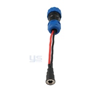 Kabel Konektor Bundar Tahan Air Merah Hitam 2 Kawat Dengan Penahan Tarikan untuk Penggunaan Koneksi Pompa Air LED Luar Ruangan