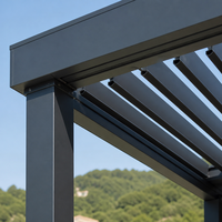 Pergola bioclimatique moderne en aluminium à lames orientables motorisées, imperméable et autoportante, pour jardin, patio, terrasse