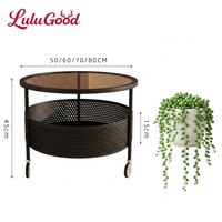 Table basse nordique en gros avec plateau en verre trempé et étagère de rangement, design moderne pour petit appartement, studio, balcon