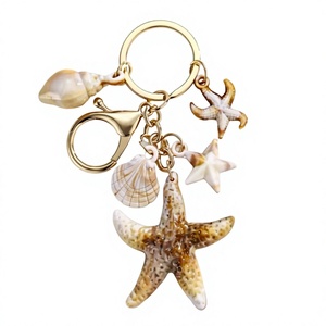 Porte-clés en coquillage naturel en gros, breloque de sac, cadeau de plage, souvenir côtier, commande en gros, Vietnam - Product Image 1