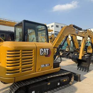 Mini-excavatrice sur chenilles 305.5E d'occasion, bon état, moteur et boîte de vitesses d'origine japonaise de 5,5 tonnes inclus, testée et inspectée, à vendre - Product Image 1