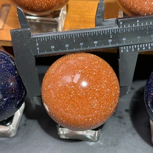 Vente en gros de sphères artisanales en pierre de sable dorée et bleue de haute qualité pour la décoration Feng Shui à domicile - Product Image 5
