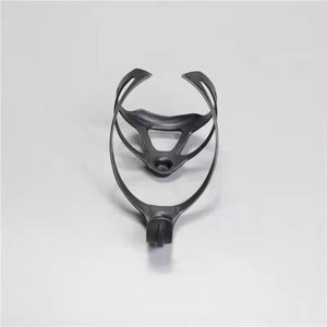 Porte-bouteille d'eau pour vélo, en fibre de carbone, noir, 13.8cm x 7.0cm, pour utilisation en vélo de montagne - Product Image 2