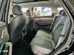 Nouveau Jetour Freedom 1.6TD Turbo Automatique SUV Villa 2025 à direction à gauche, essence, livraison au Ghana - Product Image 6