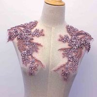 Applique Broderie Scintillante Dentelle Strass 3D Perles Cristaux Rouge Doré Corsage de Mariée pour Robe de Soirée à Coudre