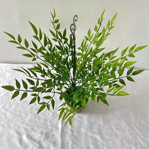 Real Touch Artificial Nandina <span class=keywords><strong>Domestica</strong></span> Hojas Rama verde Arbusto verde Boda Fiesta Decoración del hogar Hojas de plástico - Product Image 4