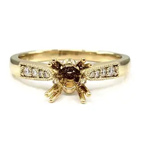 经典设计14k实心黄金精品珠宝半挂真钻石女性结婚纸牌订婚戒指