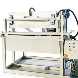 Ligne de fabrication de barquettes à œufs en pulpe entièrement automatisée avec système d'eau recirculante pour une production écologique - Product Image 6