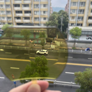 PC polycarbonate 1.56 <span class=keywords><strong>lentilles</strong></span> bifocales <span class=keywords><strong>myopie</strong></span> <span class=keywords><strong>presbytie</strong></span> Y75 lentille jaune pour la conduite - Product Image 4