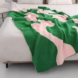 Manta de medio lado de lana para oficina, siesta, aire acondicionado, sofá suave individual, manta hasta la rodilla, manta de punto a rayas de onda Nórdica - Product Image 6