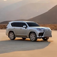 Ventes aux enchères de voitures d'occasion Lexu S LX 600, conduite à gauche, automatique, transmission intégrale, cuir, alliage d'aluminium foncé, Japon