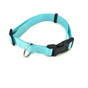 Impermeable flexible suave collar de perro de la correa con hebilla de plástico