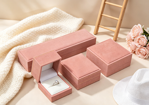 Boîtes à bijoux haut de gamme multi-tailles, écologiques, faites à la main, avec cadre en carton rigide, revêtement en velours court rose pâle - Product Image 5