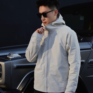Veste Softshell Homme Premium Urban Tech en Coton Spandex, Coupe-vent à Capuche Sans Coutures, Style Business Décontracté, Logo Personnalisé OEM - Product Image 1