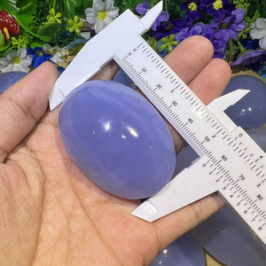 <span class=keywords><strong>Pietra</strong></span> di palma di cristallo di palma di <span class=keywords><strong>calcedonio</strong></span> blu naturale naturale per la decorazione - Product Image 4