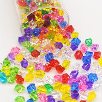Cristal de diamant de roche de glace faux transparent faux coloré cube de glace en plastique acrylique