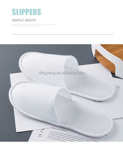 Ağırlama Spa için özel Logo çevre dostu otel terlikleri toplu yumuşak fırçalanmış kadife tek kullanımlık terlik - Product Image 5