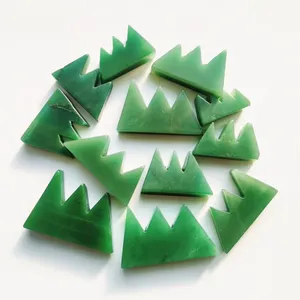 4cm-10cm tepe doğal kristal oyma el sanatları yeşil aventurin döşeme tepe dekorasyon için