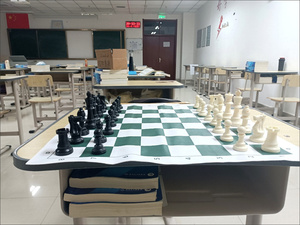 Jeu d'échecs international d'extérieur durable et souple à damier, plateau de jeu pliable en cuir avec pièces d'échecs en plastique pour enfants - Product Image 6