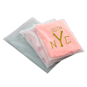 Bolsas con Cierre de Válvula, Acabado Esmerilado, Cierre Superior, Material LDPE, Se Aceptan Pedidos Personalizados, Impresión Serigráfica, Embalaje para Ropa - Product Image 1