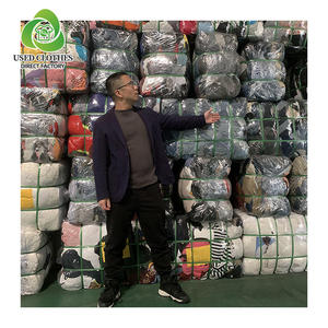 เสื้อผ้ามือสองแบรนด์เนมจากสหราชอาณาจักร ชุดนอนผ้าฝ้ายสำหรับผู้หญิงและชุดนอนสำหรับผู้ใหญ่ - Product Image 1