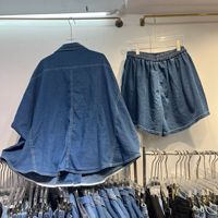 Chemises en jean brodées de fleurs 3D perlées de diamants et de sequins, chemisiers à lettres graffiti peintes au pistolet, hauts de cowboy + shorts, ensemble 2 pièces