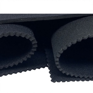 Housse de <span class=keywords><strong>voiture</strong></span> extérieure légère en néoprène double face, extensible, imperméable, isolante thermiquement et résistante aux produits chimiques - Product Image 1