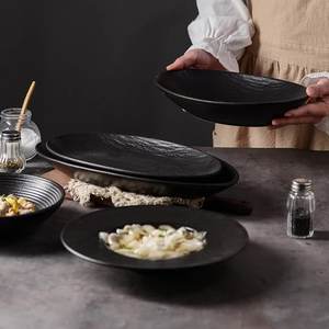 Assiette de poisson à vapeur en céramique texturée en pierre noire de 12/14 pouces Assiettes profondes ovales extra larges Vaisselle occidentale Vaisselle en grès pour hôtel - Product Image 2