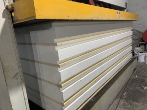 แผ่นฉนวนกันไฟ MGO MGSO4 EPS XPS PIR PU PHENOLIC หนา 50 มม. ถึง 200 มม. น้ำหนักเบา สำหรับผนังแบบ SIPs - Product Image 4