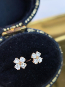 Pendientes de Oro Puro Au750 18K con Diamante Natural de 0.20cts, Joyería Fina Elegante para Mujer, Uso Diario, Gran Venta Xinfly - Product Image 4