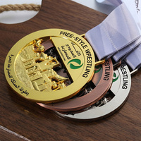 Médaille personnalisée en alliage émaillé or/argent/bronze avec logo paysage urbain en relief 3D découpé, pour la lutte et les récompenses, inspirée de l'Arabie Saoudite