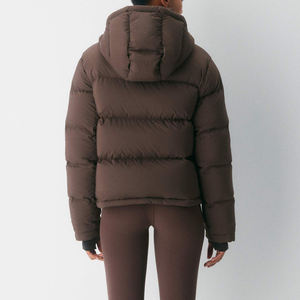 Abrigo corto de manga larga con logotipo personalizado para <span class=keywords><strong>mujer</strong></span>, <span class=keywords><strong>chaquetas</strong></span> gruesas de invierno lisas cálidas con chocolate para exteriores, abrigo para <span class=keywords><strong>mujer</strong></span> - Product Image 3