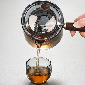 Théière moderne en verre borosilicate de haute qualité avec poignée en <span class=keywords><strong>bois</strong></span>, filtre PC, tasse à thé et infuseur intégré - Product Image 1