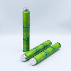 Bottiglie di plastica personalizzate a forma di bicchieri di bambù con tappi in alluminio perforati o Non perforati per bevande a base di succo - Product Image 1