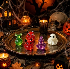 Mini figurines en résine qui brillent dans le noir, motifs de canards, <span class=keywords><strong>démons</strong></span>, fantômes <span class=keywords><strong>et</strong></span> squelettes d'Halloween, décorations de bureau effrayantes <span class=keywords><strong>et</strong></span> mignonnes - Product Image 5