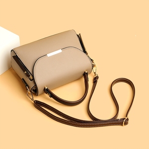 Nuova Borsa a Tracolla 2025, Borsa Monospalla da Donna, Elegante Borsa con Blocchi di Colore, Design di Nicchia, Piccola e Quadrata - Product Image 4