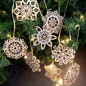Adornos de Copos de Nieve de Madera, Corte Láser, Decoración Navideña Geométrica, Adornos Decorativos para Montar en la Pared del Hogar - Product Image 1