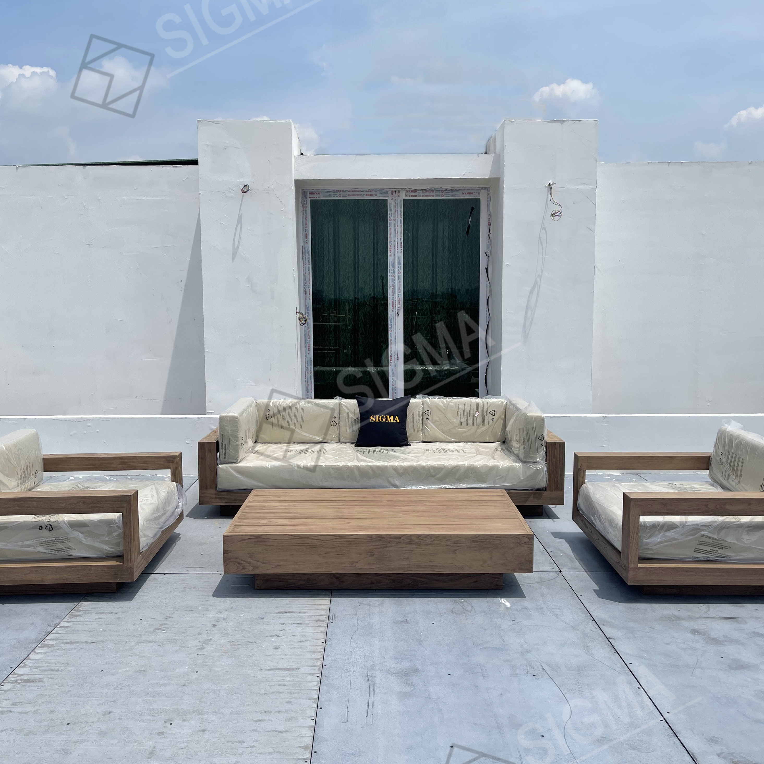 Jinhua Sigma Custom Modern Teak Wood Outdoor Furniture Luxury Patio Sofa Set for Villas Courtyards Hotels Parks Rattan-Infused