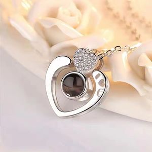 Collier « Je t'aime » en 100 langues, pendentif en forme de cœur, plaqué or, bijoux romantiques pour femmes, cadeau d'anniversaire - Product Image 3