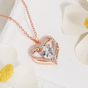 Coeur personnalisé amant pendentif collier bijoux coeur <span class=keywords><strong>brisé</strong></span> Couples <span class=keywords><strong>Photo</strong></span> glacé pendentif <span class=keywords><strong>amour</strong></span> Couples pendentif collier - Product Image 6