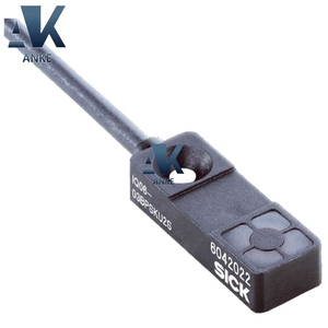 Capteur de proximité inductif Sick 6042023 IQ06-03BPOKU2S Série IQM - Product Image 1