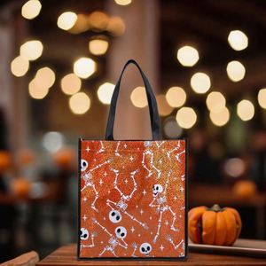 Sac fourre-tout personnalisé en non-tissé imprimé au laser pour Halloween, sac d'emballage pour vêtements et t-shirts, sac fourre-tout en non-tissé - Product Image 3