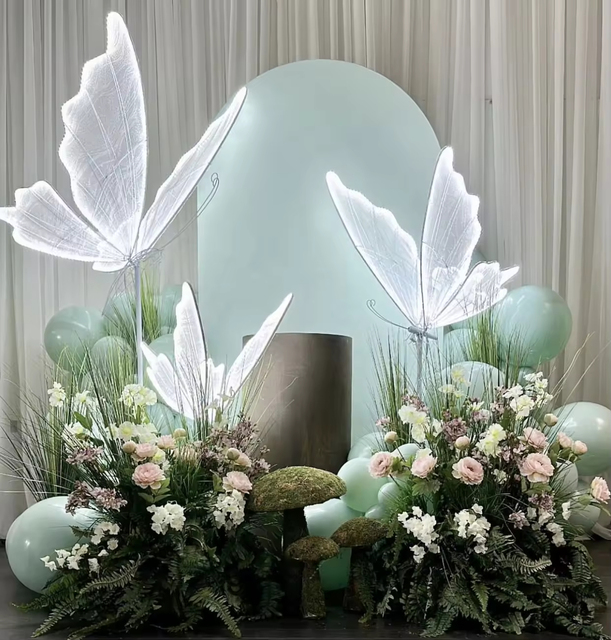 High Quality Wedding Decoration Butterfly Wing Giant Flower With Led Light Stand for Wedding Party Event