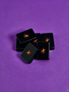 Set di Tessere Mahjong Personalizzate di Lusso Moderne Nere a Tema Halloween, Tappetino Mahjong Americano a Tema Halloween per Intrattenimento e <span class=keywords><strong>Gioco</strong></span> <span class=keywords><strong>d</strong></span>'<span class=keywords><strong>Azzardo</strong></span> - Product Image 3