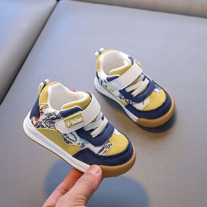 Chaussures de sport décontractées pour enfants, garçons et filles, confortables, respirantes et antidérapantes, chaussures de marche pour bébés, premières chaussures - Product Image 4