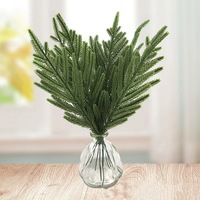 Aksesoris Dekorasi Karangan Bunga Natal Model Baru Terlaris, Buatan Tangan dari Plastik, Ranting Jarum Pinus Buatan, Bulu Lembut 35cm