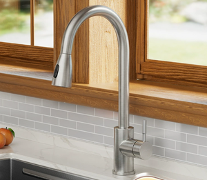 Multifunction Kitchen Faucet with Pull Out Sprayer - Product Image 5