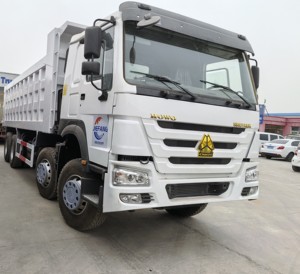 Nouveau HW19710 boîte de vitesses 5.45 rapport de vitesse conduite à droite camion à benne basculante-segment de camions lourds surpassant les véhicules de la même classe - Product Image 6